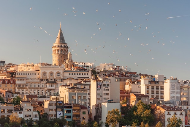 be an expat in Istanbul